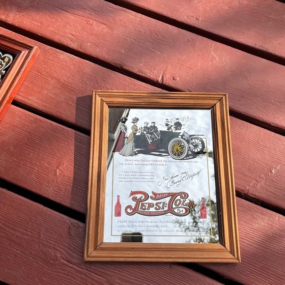 Vintage Delicious Healthful Pepsi-Cola Mirrored Advertising Sign - Picture 3 of 7